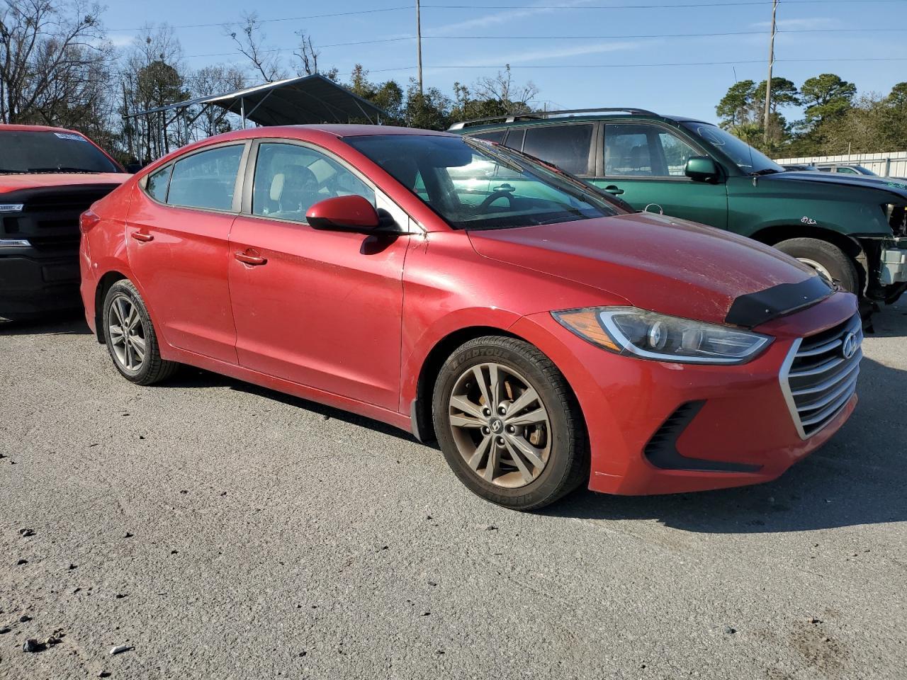 2018 HYUNDAI ELANTRA SE - Image 4