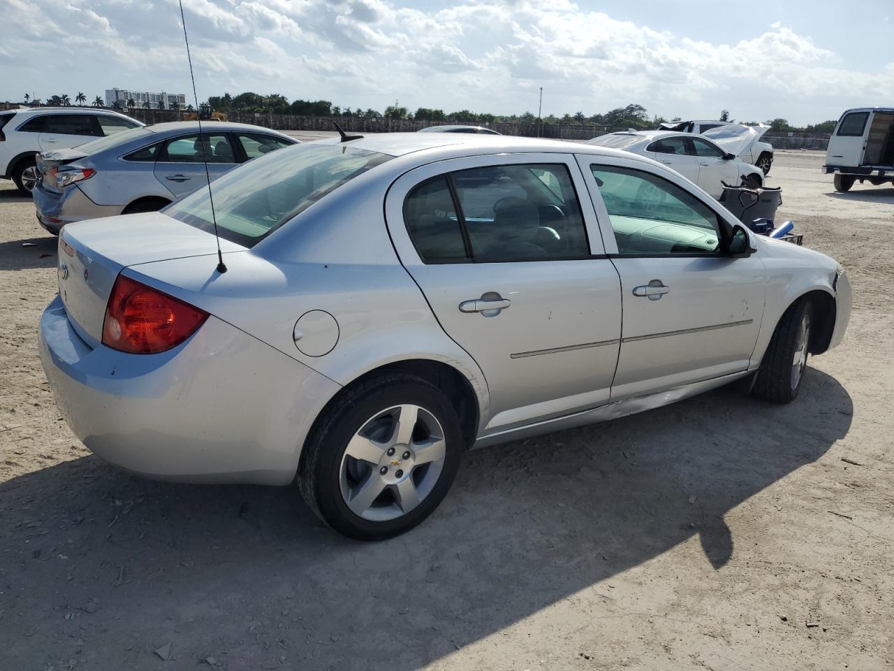 2010 CHEVROLET COBALT 1LT - Image 3