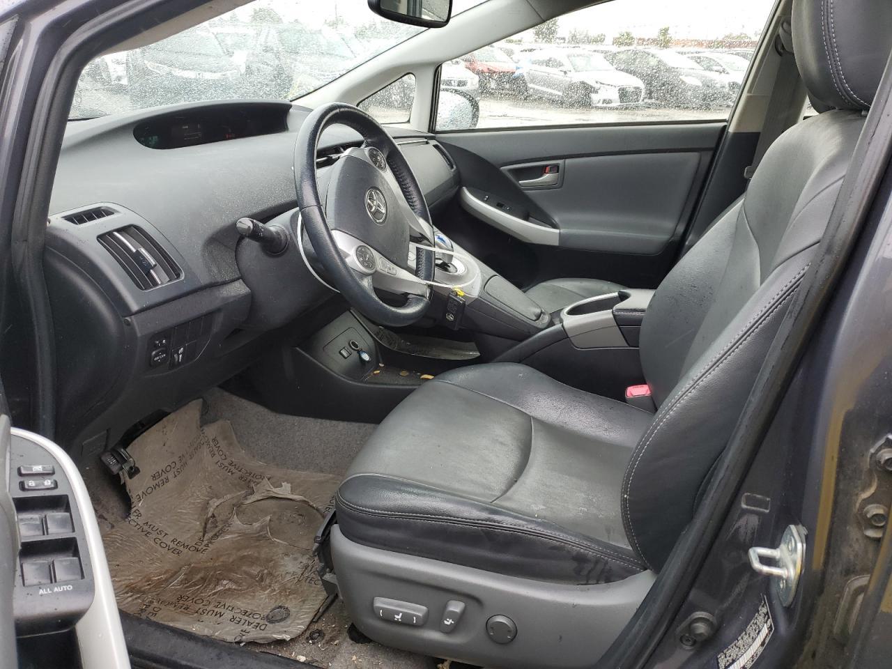 2013 TOYOTA PRIUS - Фото 7