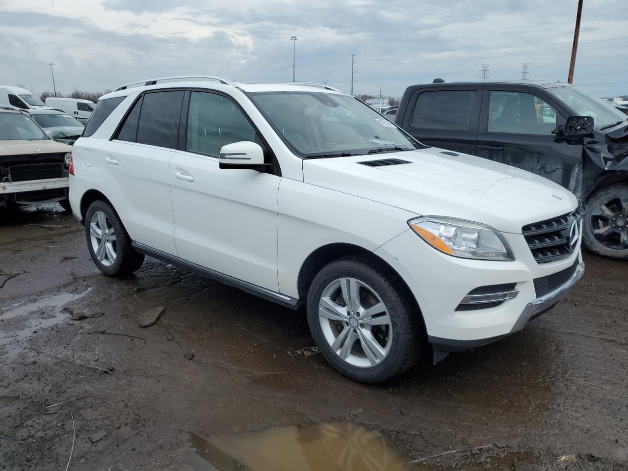2015 MERCEDES-BENZ ML 350 4MA - Image 4