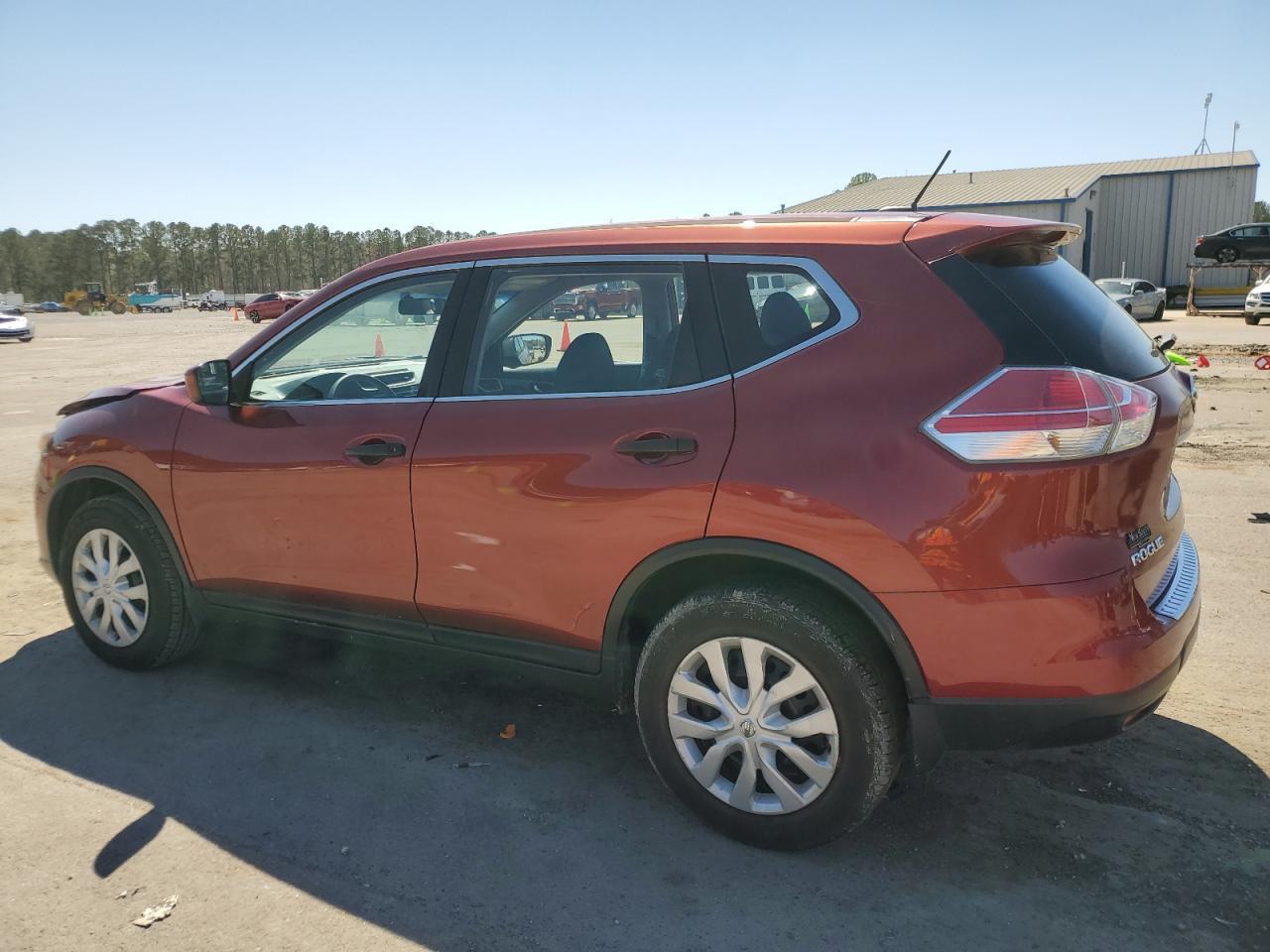 2016 NISSAN ROGUE S - Фото 2