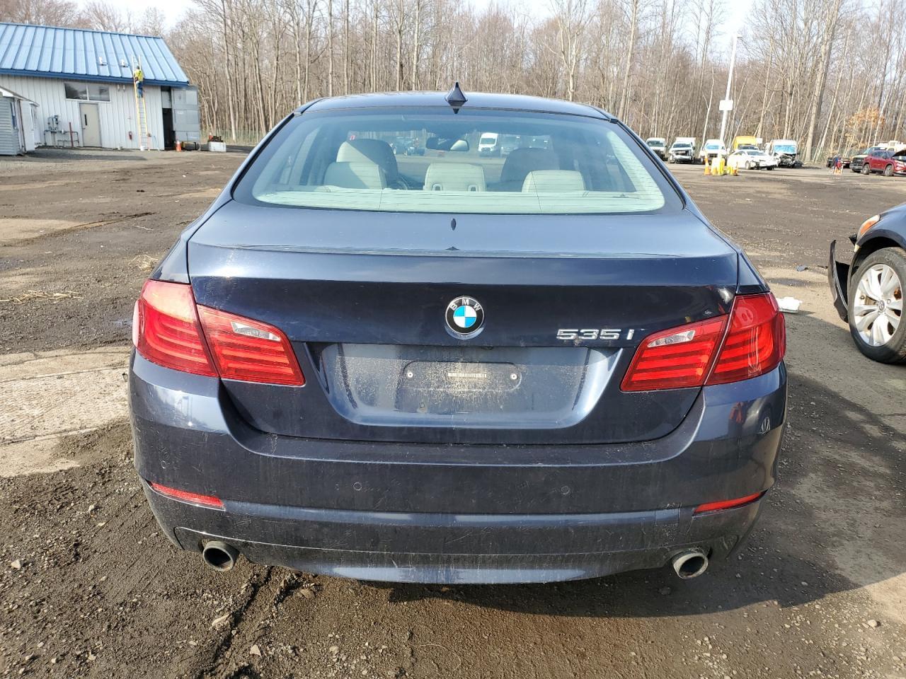 2011 BMW 535 XI - Image 6