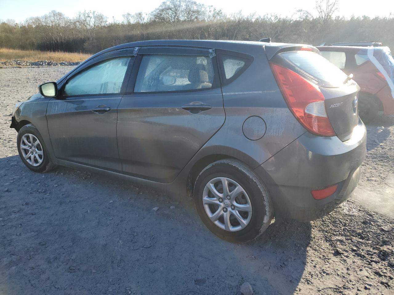 2012 HYUNDAI ACCENT GLS - Image 2