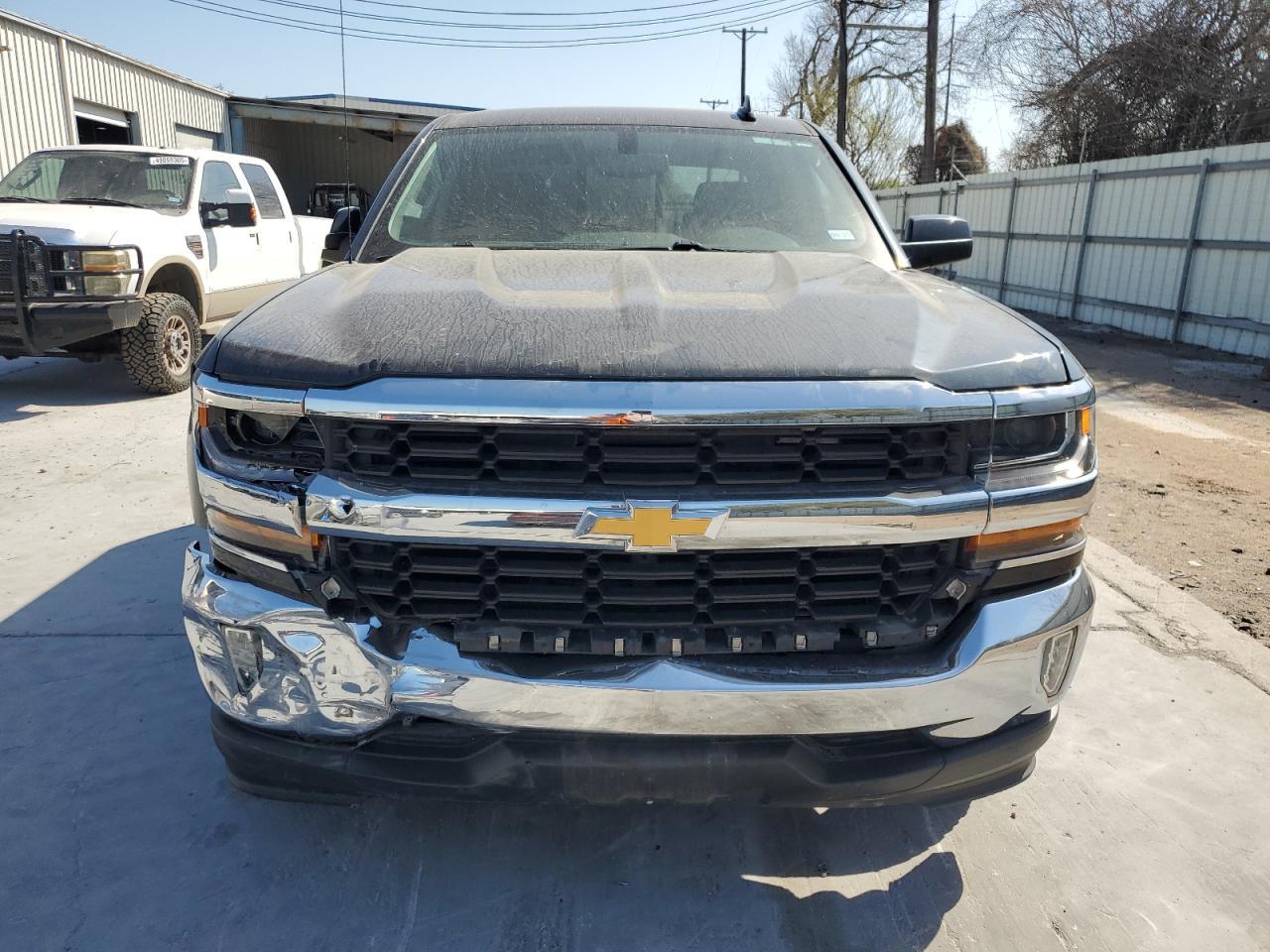 2017 CHEVROLET SILVERADO - Image 5