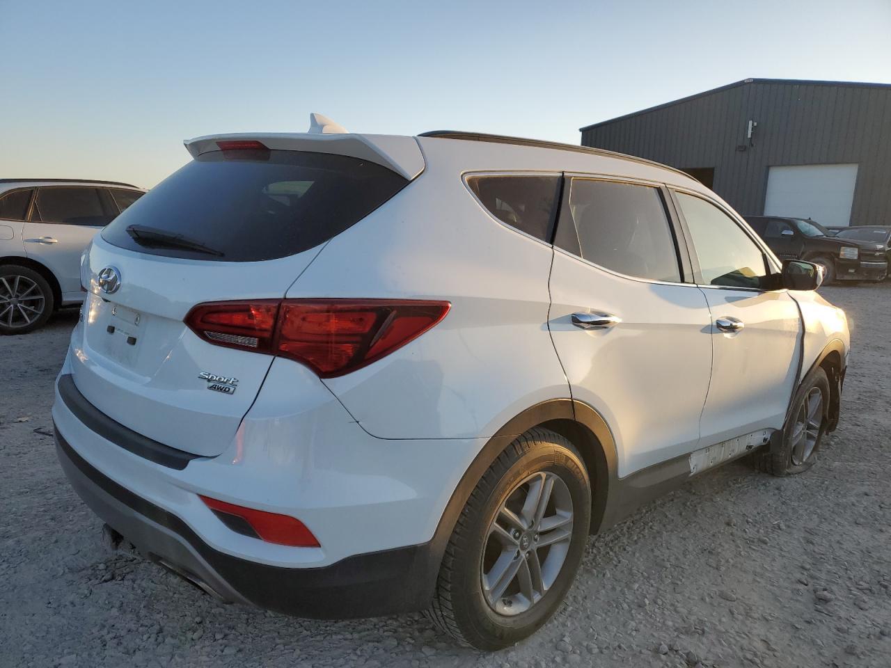 2017 HYUNDAI SANTA FE S - Фото 3