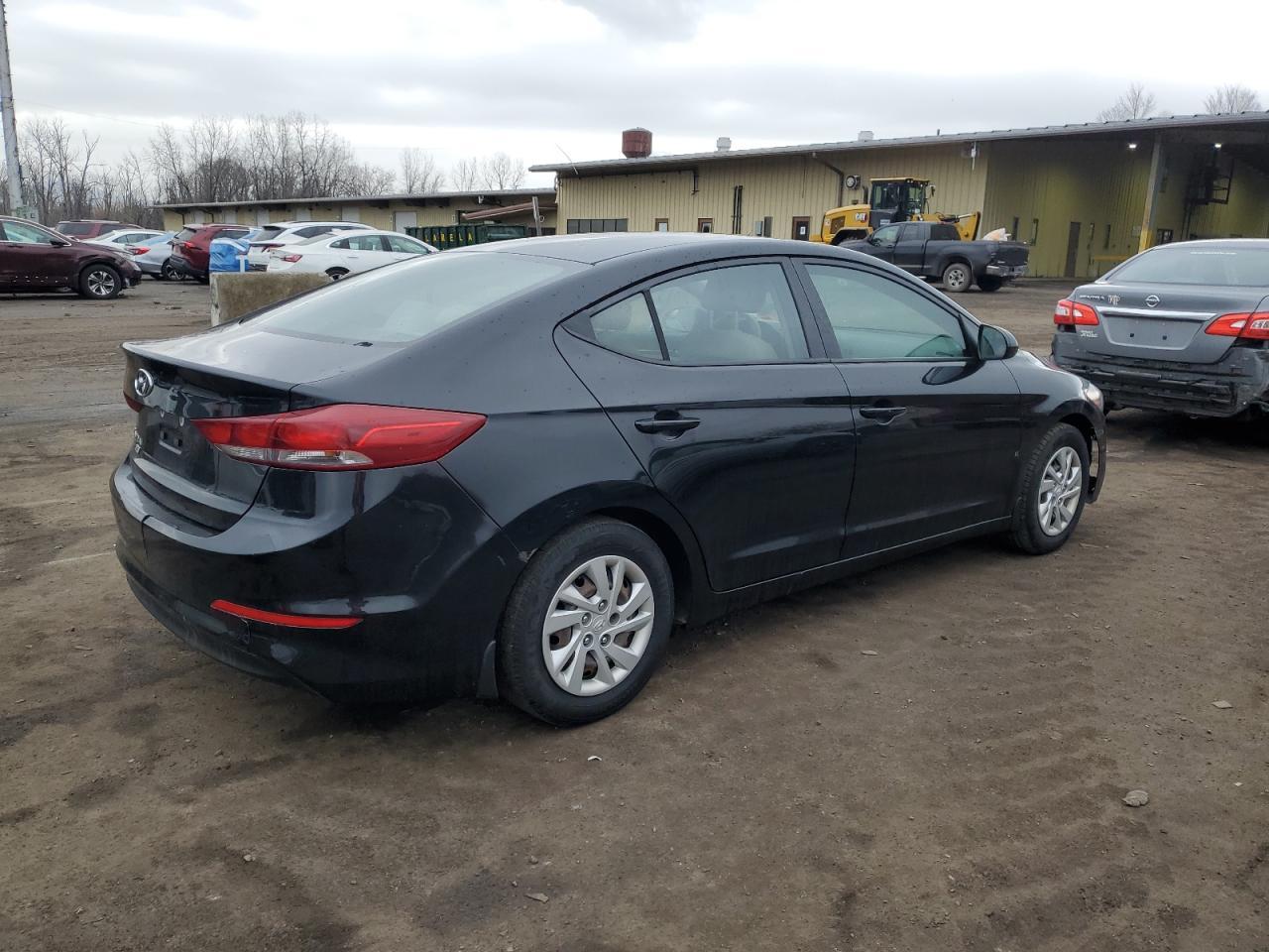 2018 HYUNDAI ELANTRA SE - Фото 3