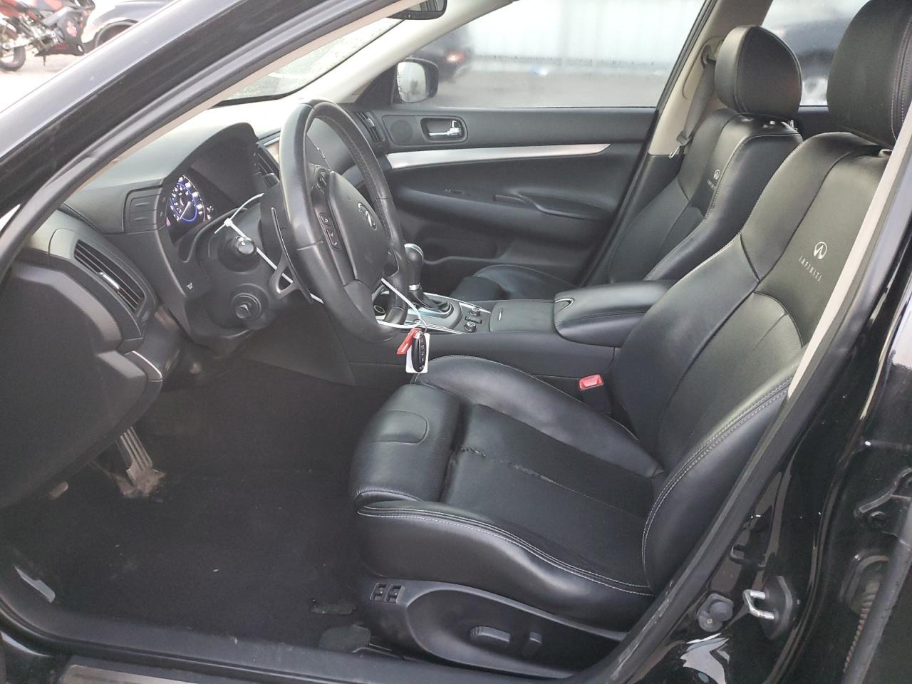 2012 INFINITI G37 - Image 7