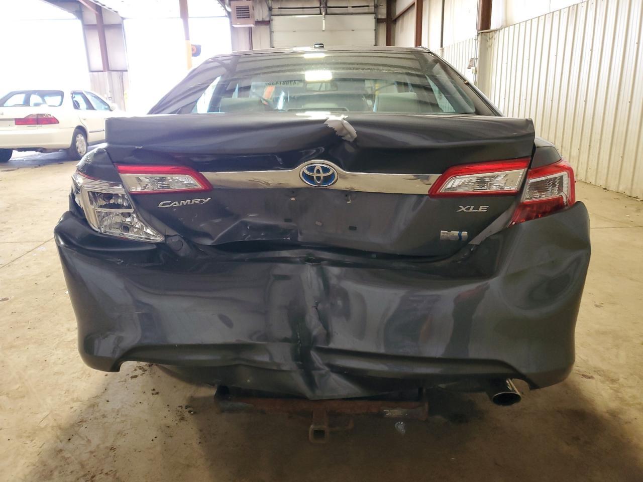 2012 TOYOTA CAMRY HYBR - Фото 6