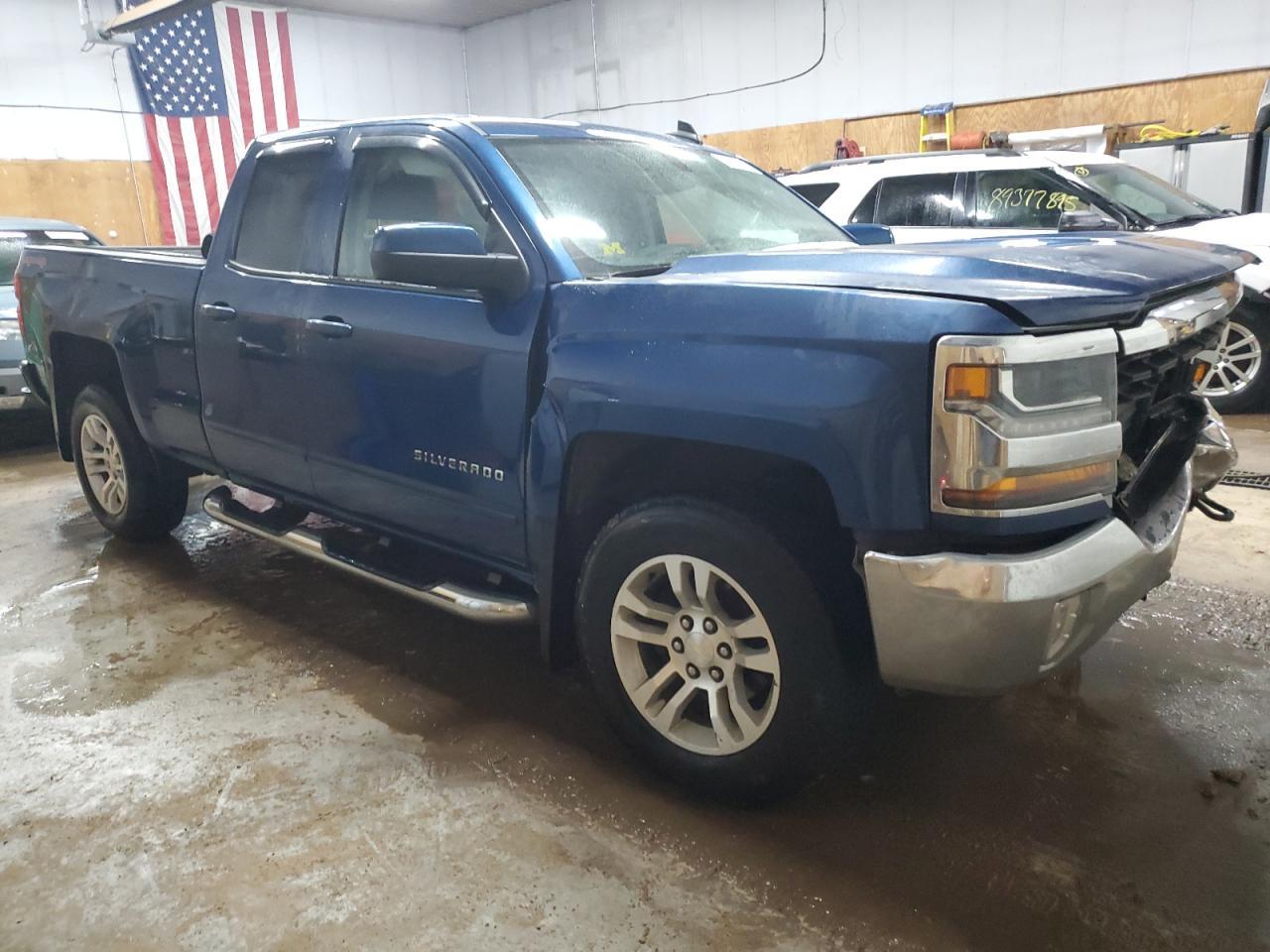2017 CHEVROLET SILVERADO - Фото 4
