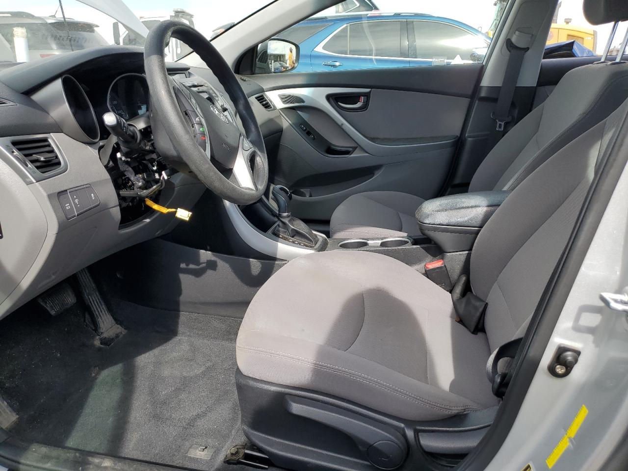 2014 HYUNDAI ELANTRA SE - Image 7