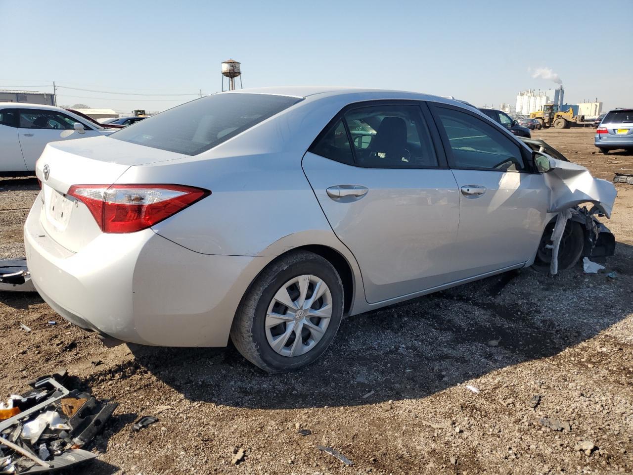 2015 TOYOTA COROLLA L - Image 3