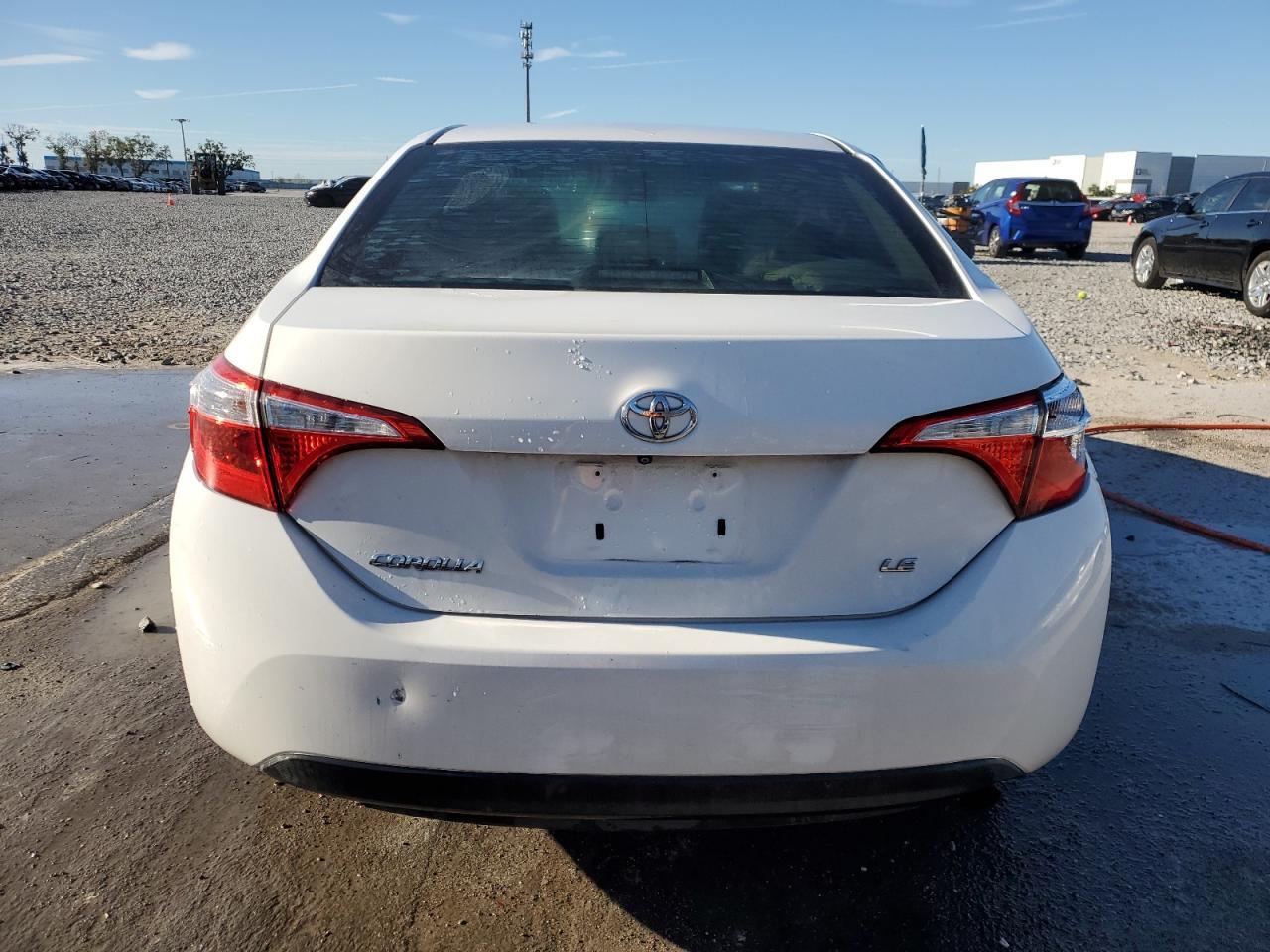 2015 TOYOTA COROLLA L - Image 6