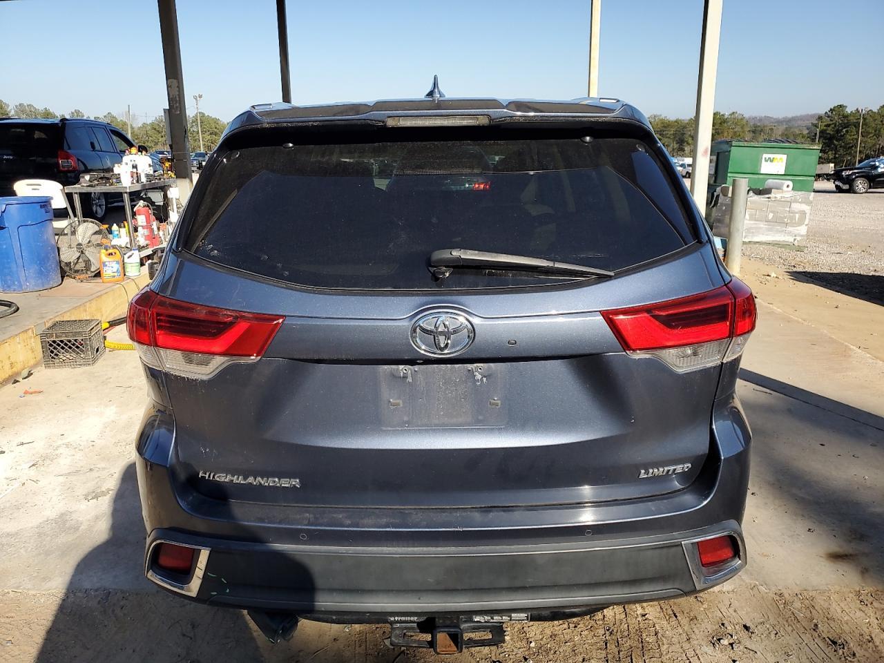 2018 TOYOTA HIGHLANDER - Фото 6