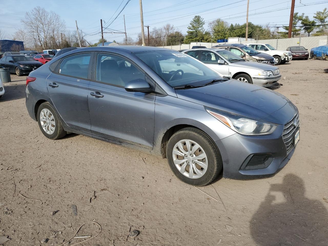 2019 HYUNDAI ACCENT SE - Фото 4