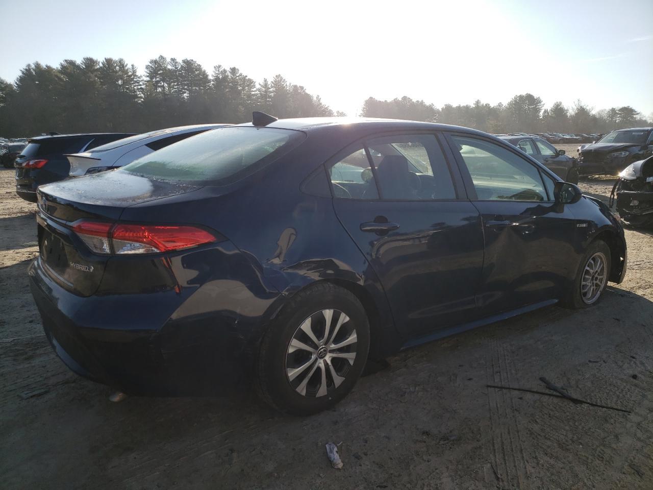 2020 TOYOTA COROLLA LE - Image 3