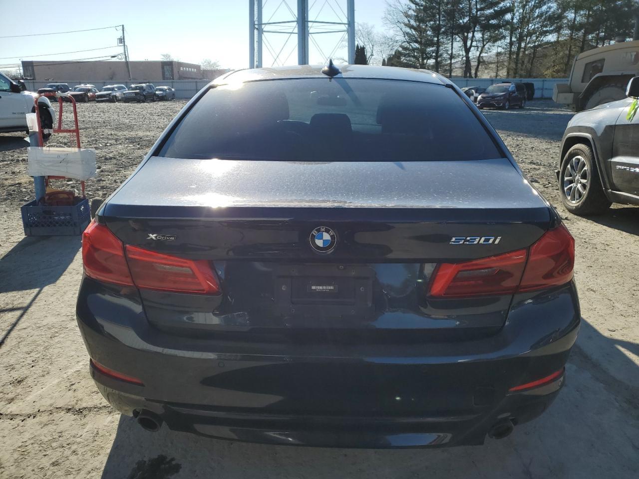 2018 BMW 530 XI - Фото 6