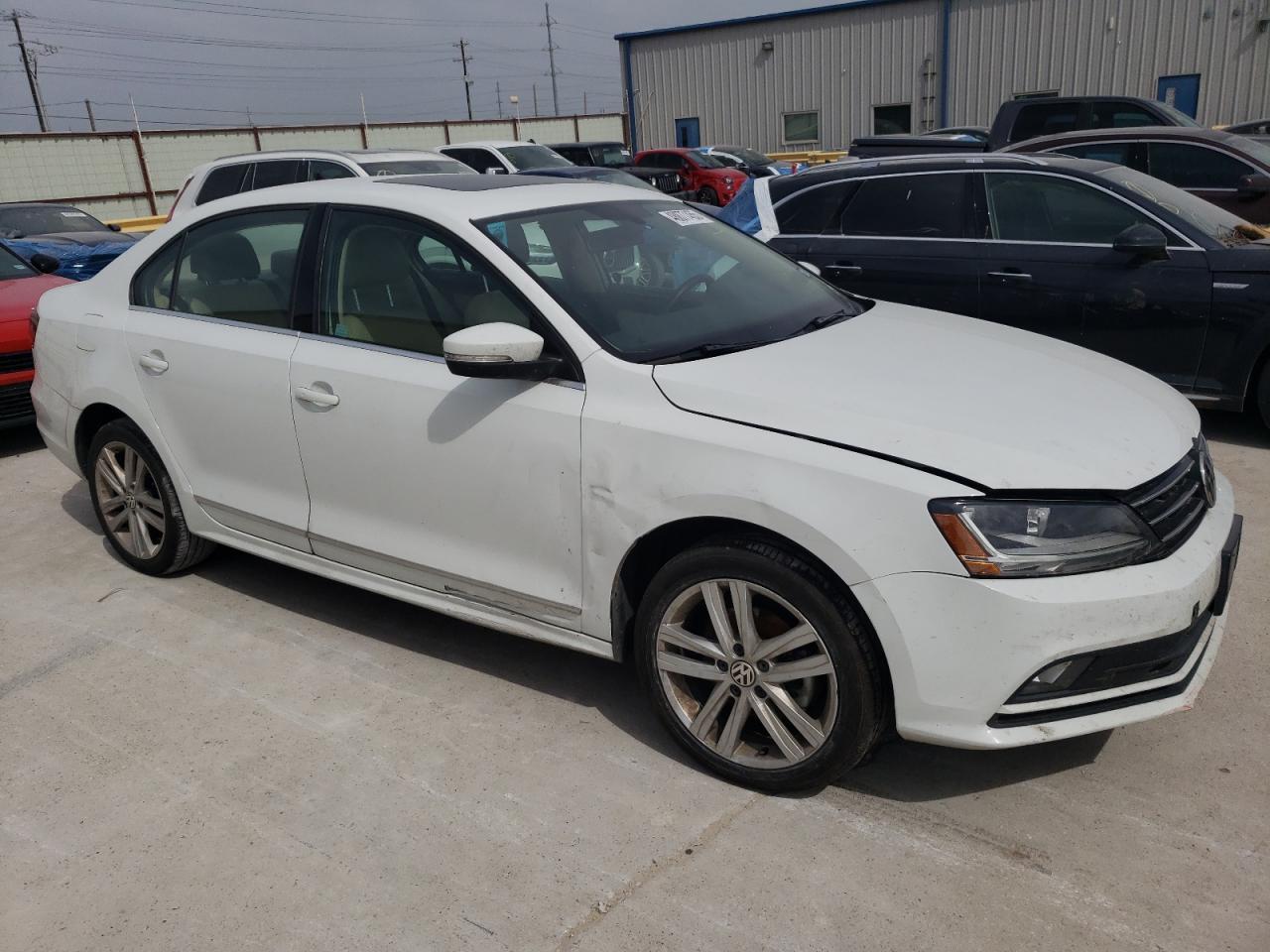 2017 VOLKSWAGEN JETTA SEL - Фото 4
