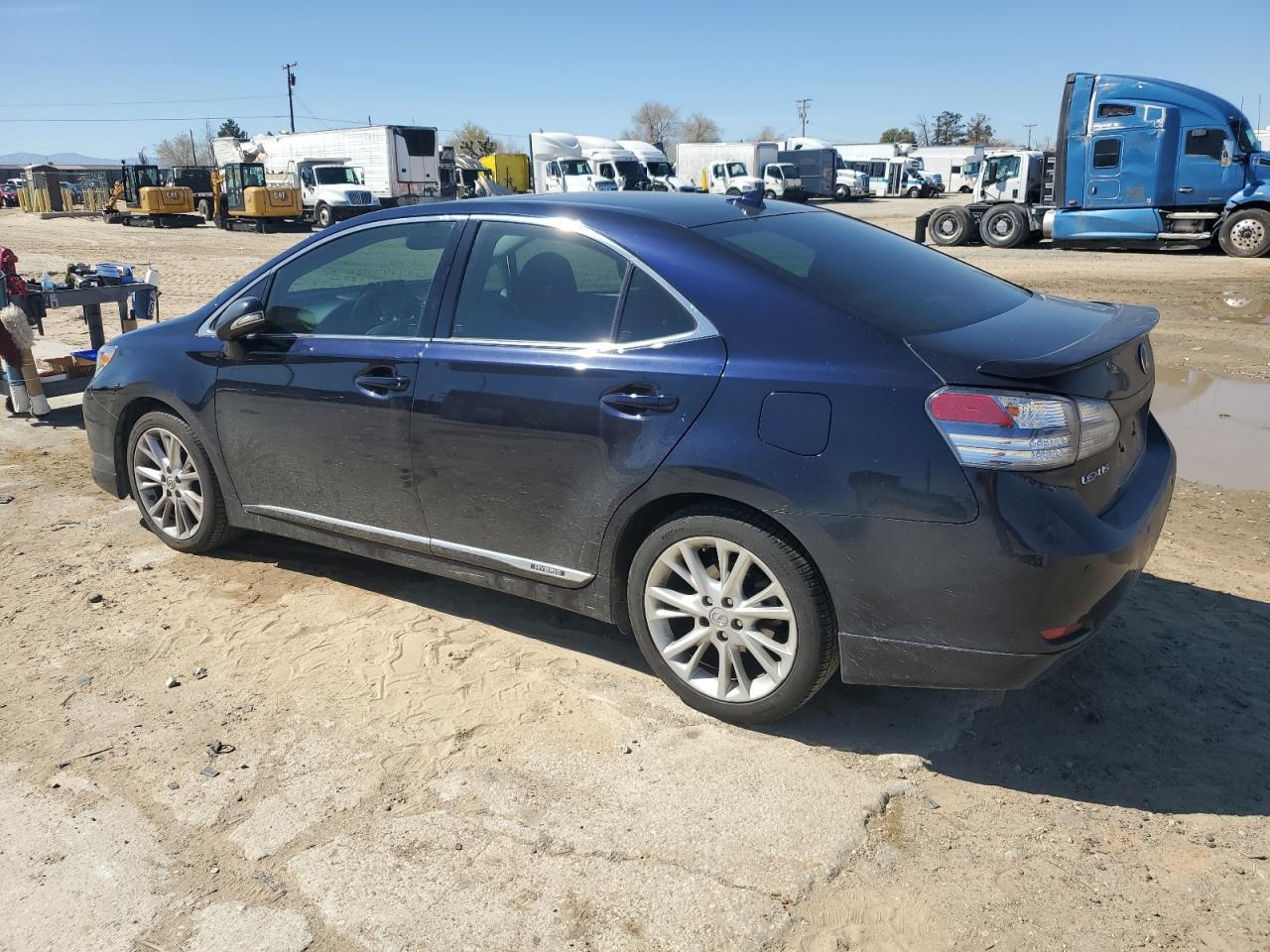 2010 LEXUS HS 250H - Фото 2