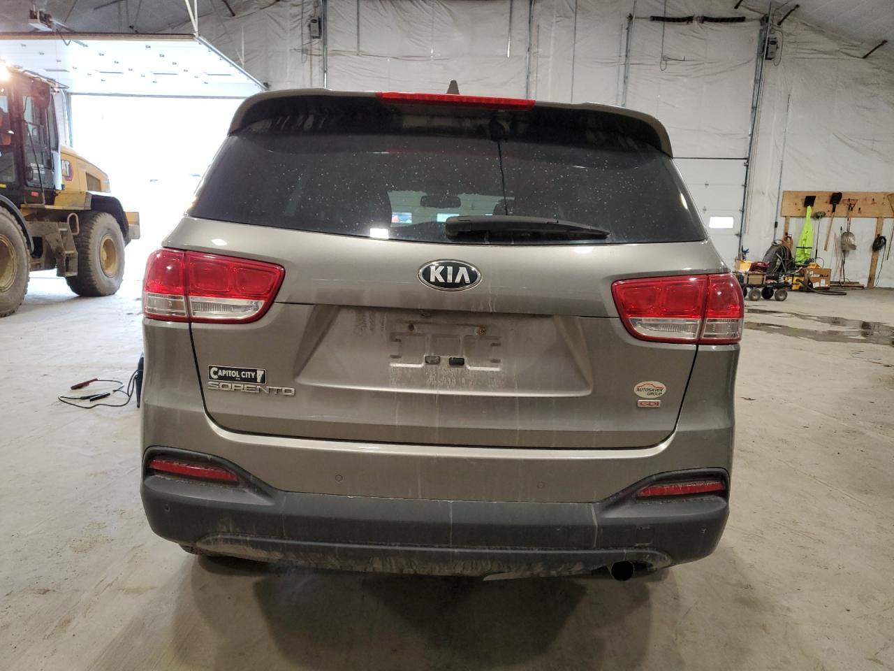 2016 KIA SORENTO LX - Image 6