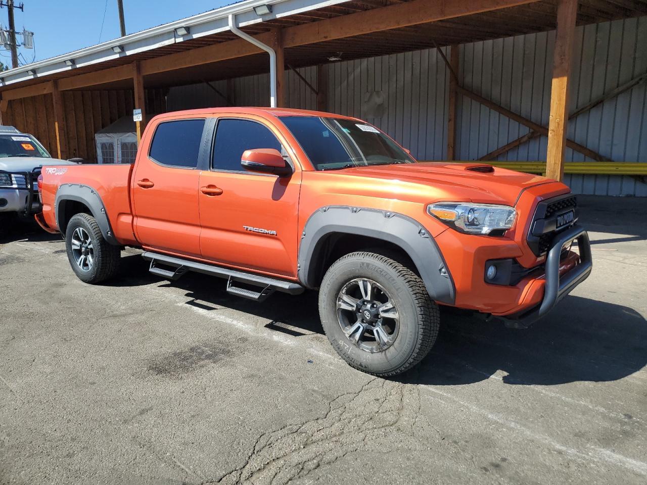 2017 TOYOTA TACOMA DOU - Image 4