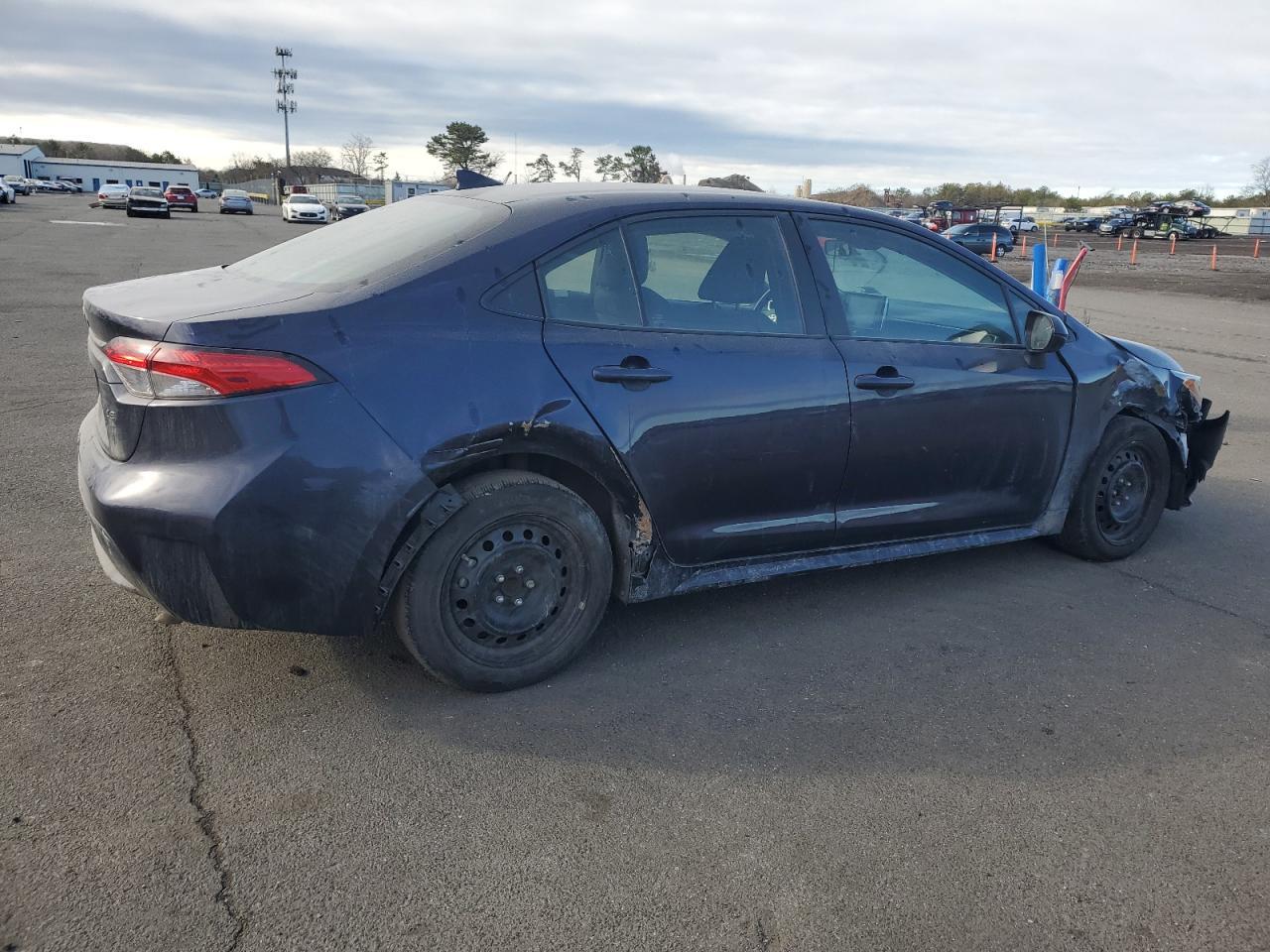 2020 TOYOTA COROLLA LE - Image 3