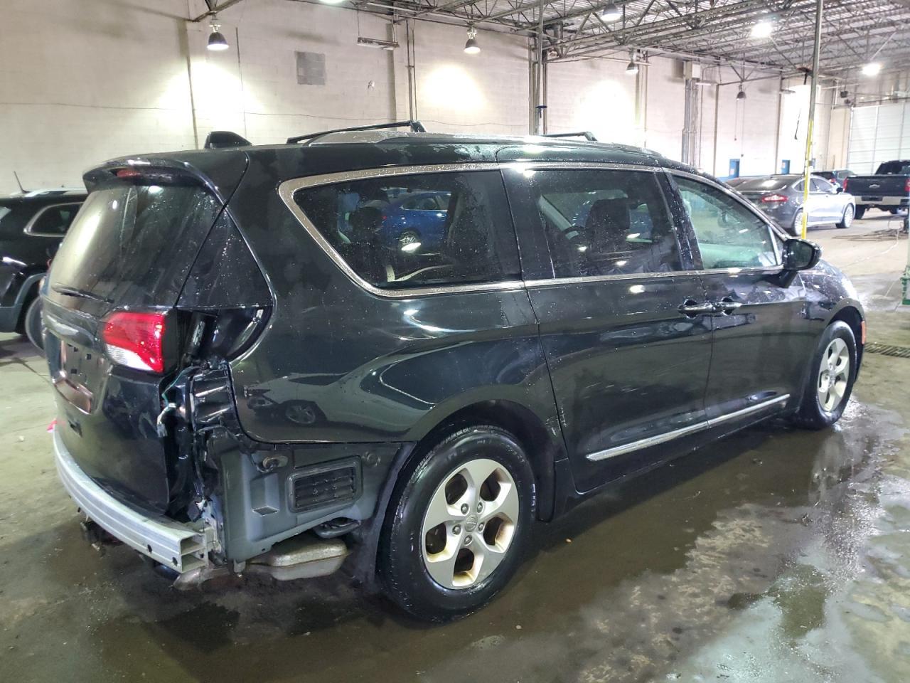 2017 CHRYSLER PACIFICA T - Image 3