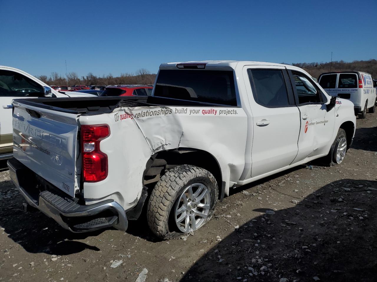 2019 CHEVROLET SILVERADO - Image 3