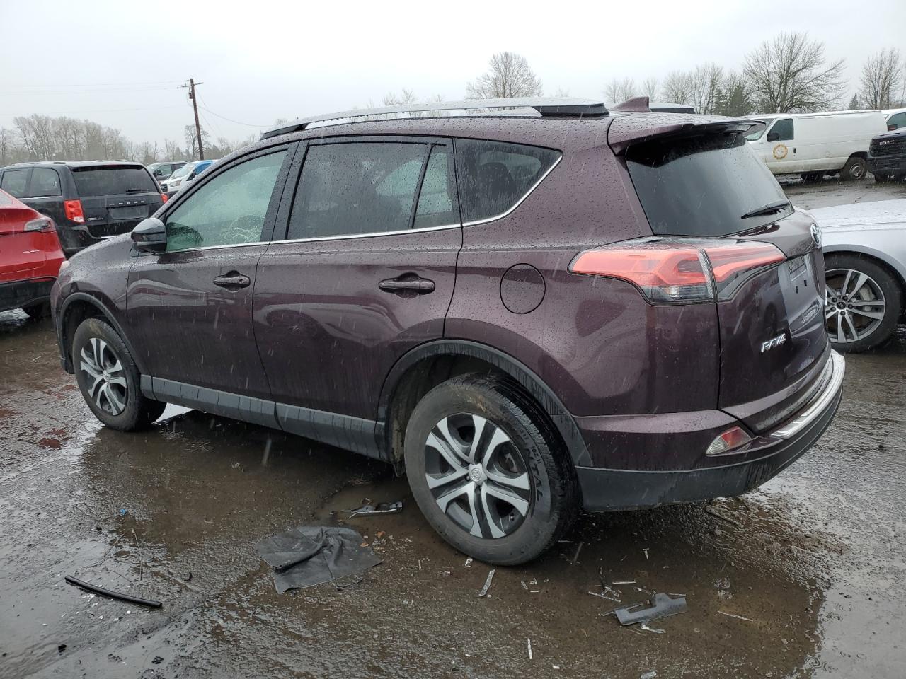 2018 TOYOTA RAV4 LE - Image 2