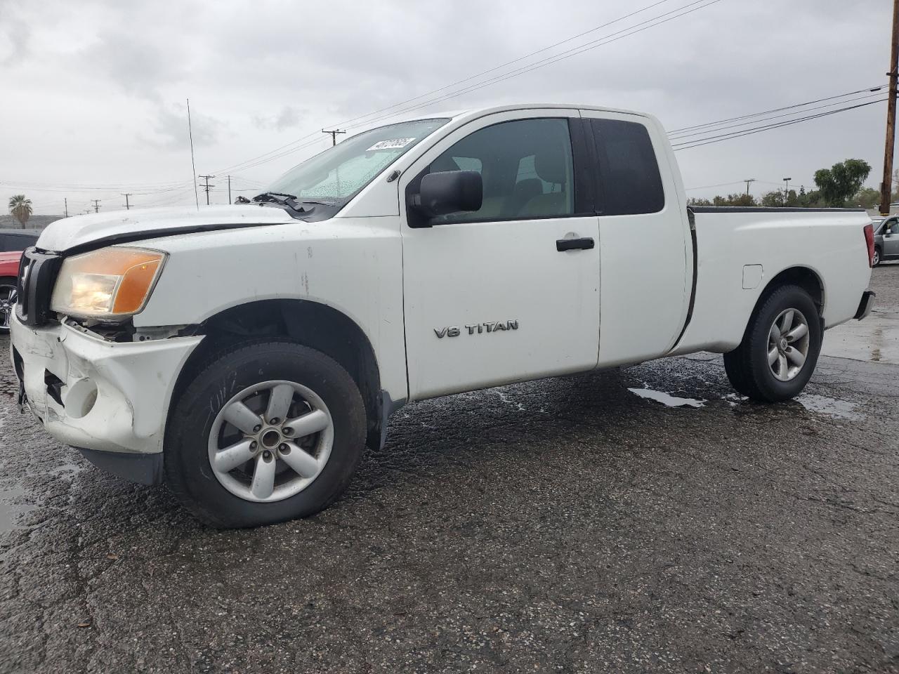 2013 NISSAN TITAN S
