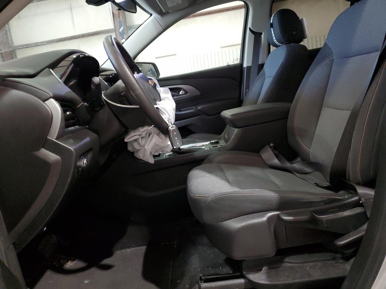 2021 CHEVROLET TRAVERSE L - Фото 7