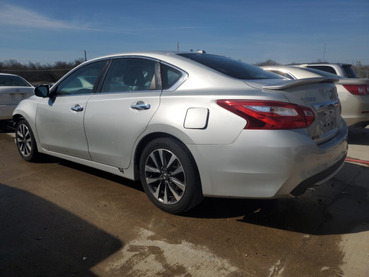 2017 NISSAN ALTIMA 2.5 - Image 2