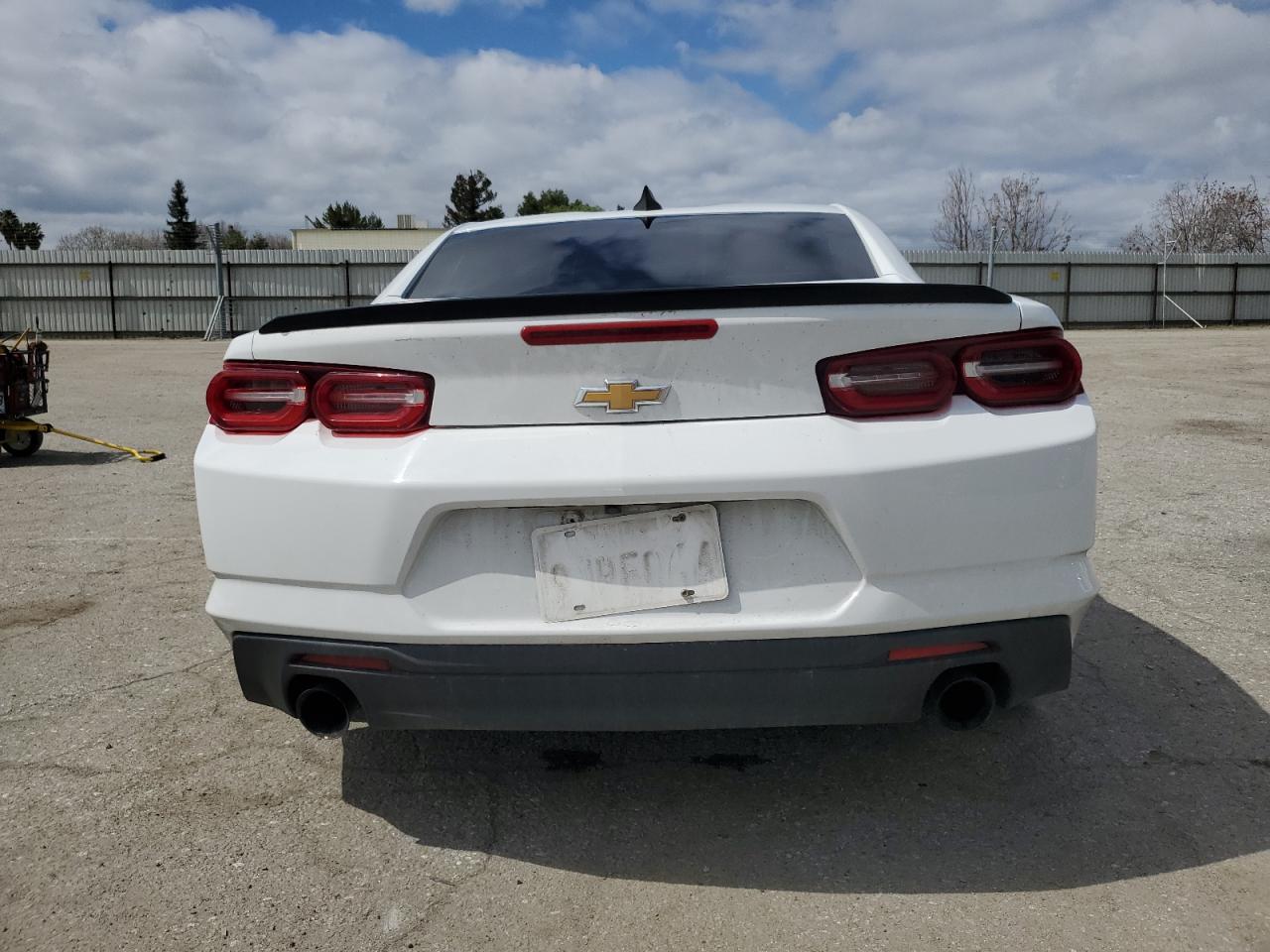 2019 CHEVROLET CAMARO LS - Фото 6
