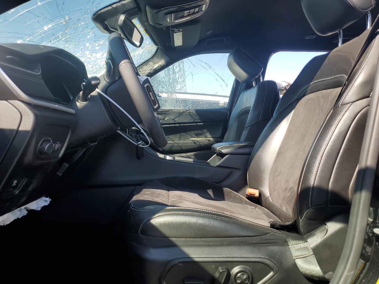 2024 JEEP GRAND CHER - Image 7