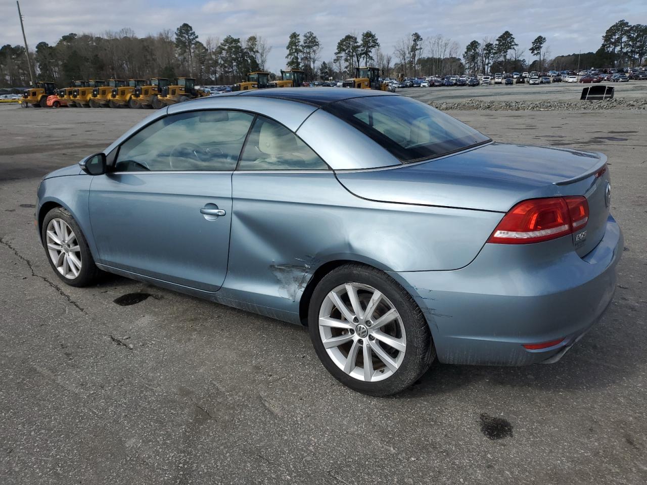 2012 VOLKSWAGEN EOS KOMFOR - Фото 2