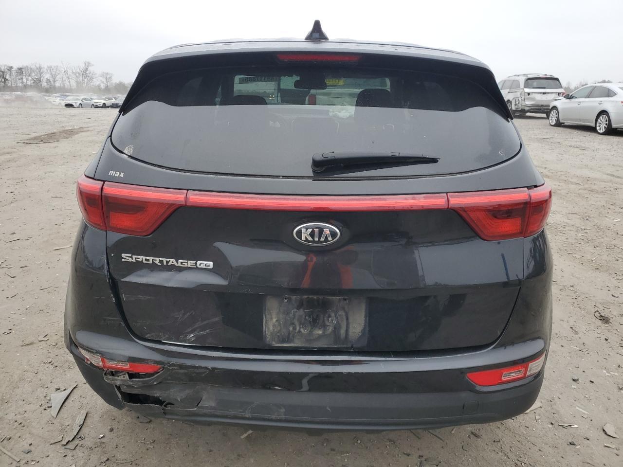 2017 KIA SPORTAGE L - Image 6