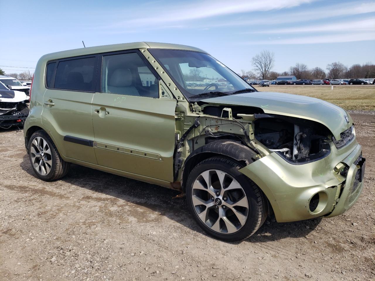 2013 KIA SOUL + - Image 4