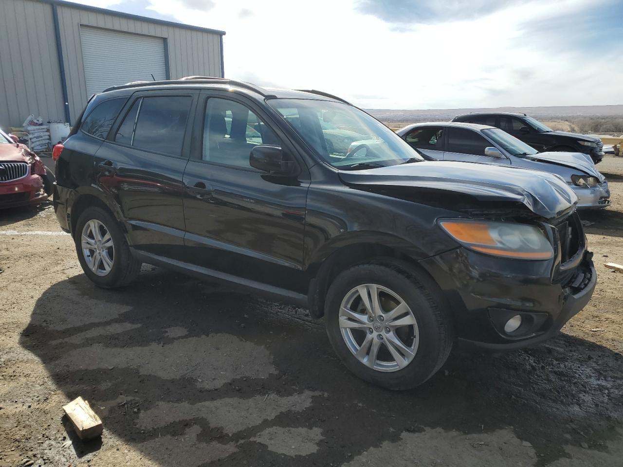 2011 HYUNDAI SANTA FE S - Image 4