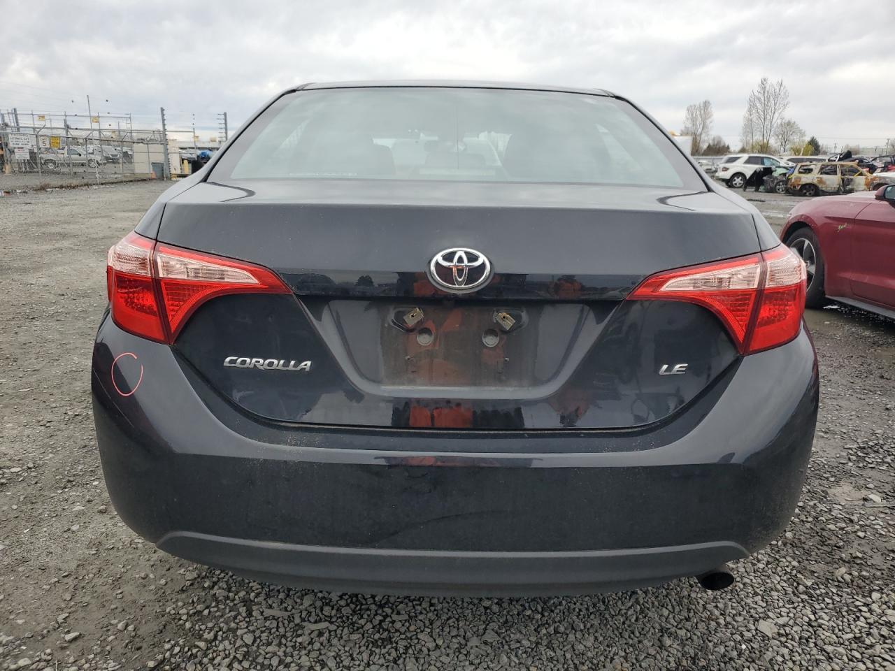 2018 TOYOTA COROLLA L - Image 6