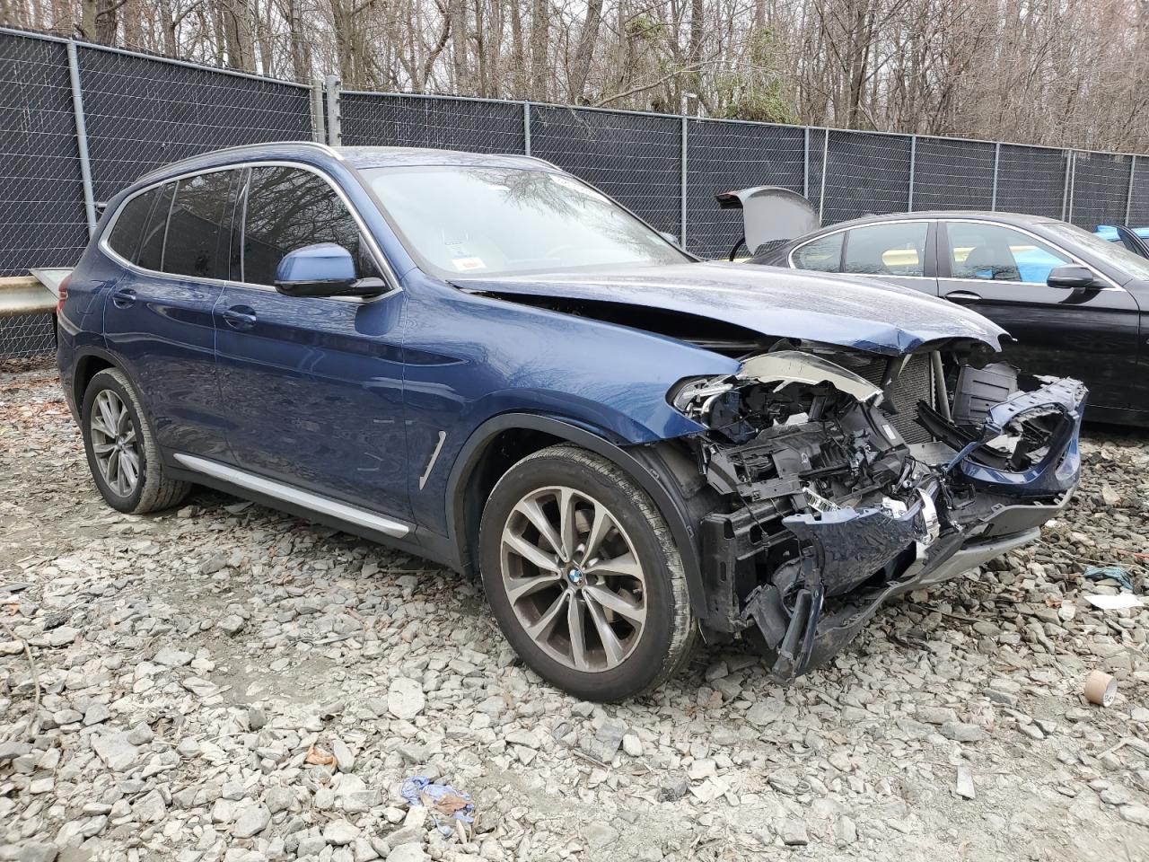 2019 BMW X3 XDRIVE3 - Фото 4