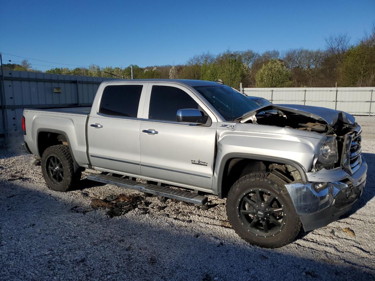 2018 GMC SIERRA K15 - Image 4