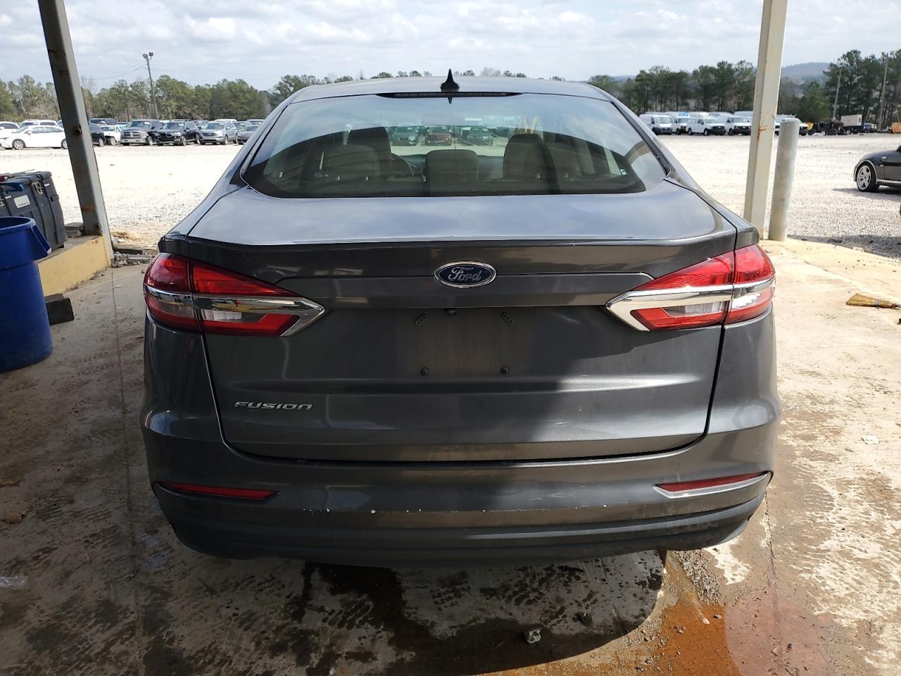 2020 FORD FUSION S - Image 6
