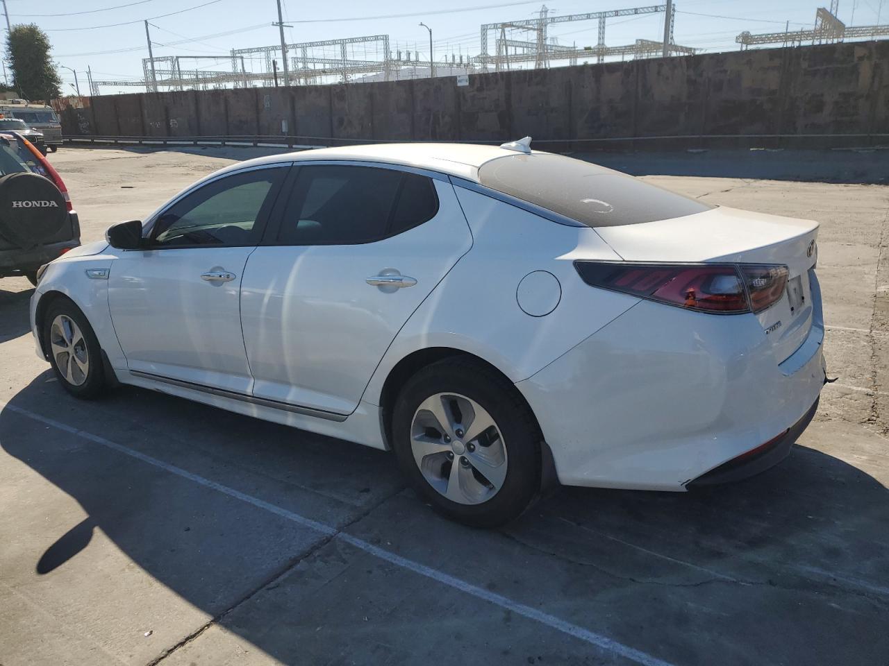 2016 KIA OPTIMA HYB - Image 2