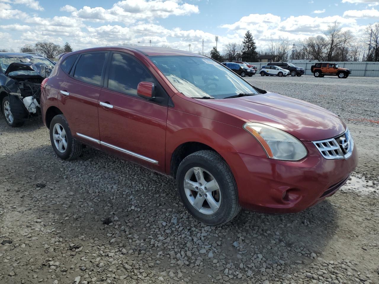 2013 NISSAN ROGUE S - Фото 4