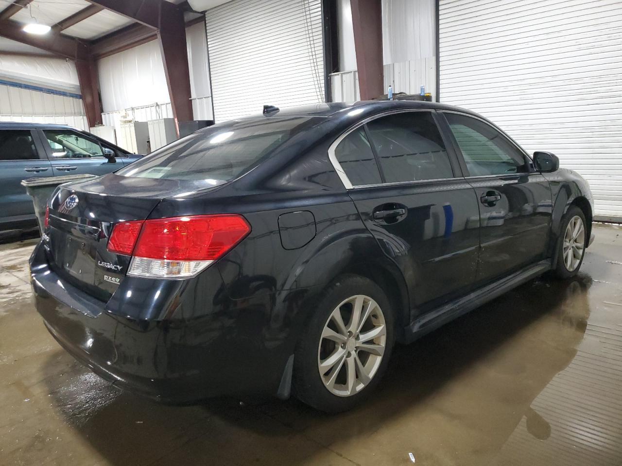 2014 SUBARU LEGACY 2.5 - Image 3