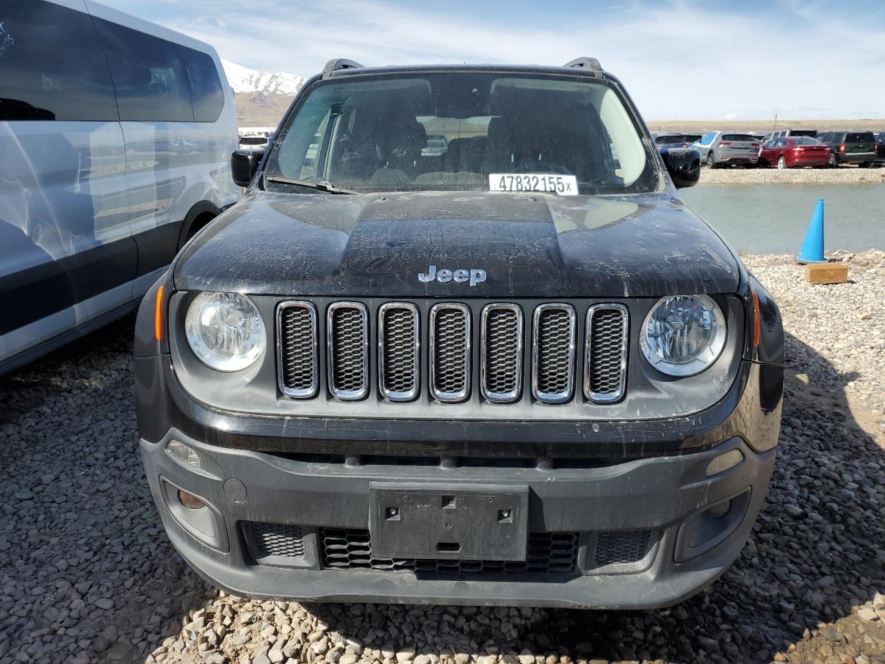 2016 JEEP RENEGADE L - Image 5