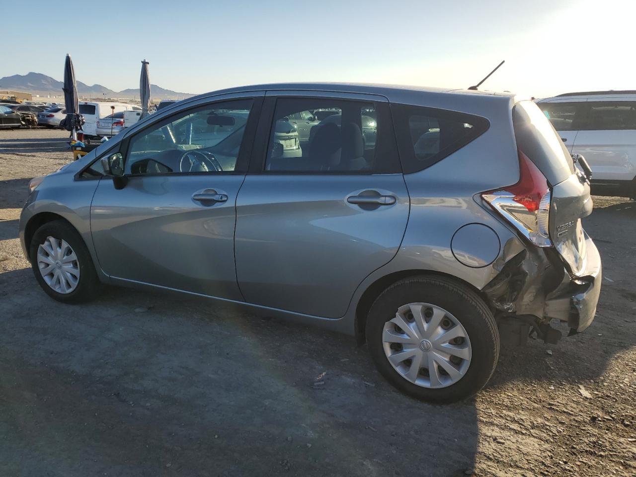 2015 NISSAN VERSA NOTE - Фото 2