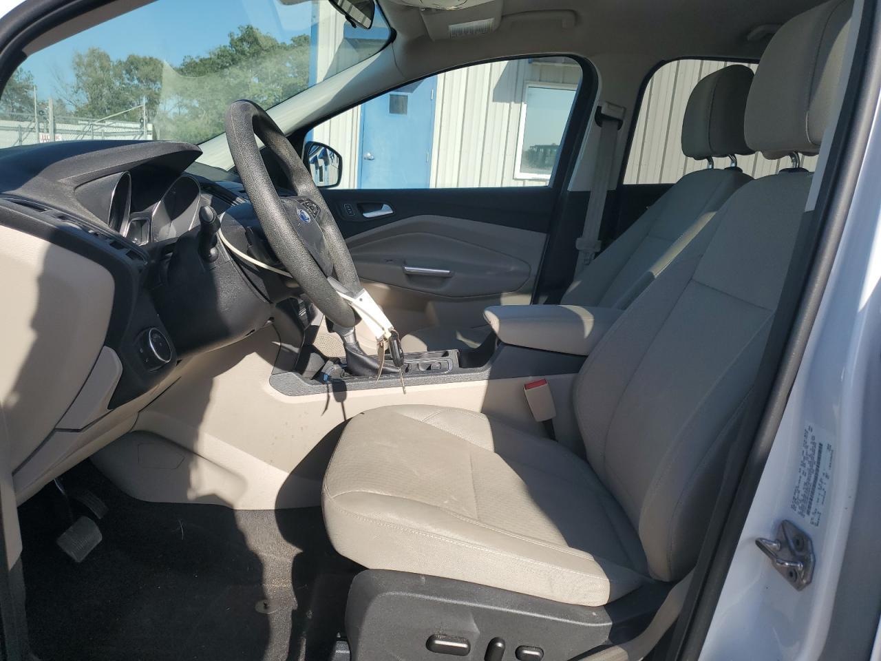 2017 FORD ESCAPE SE - Image 7