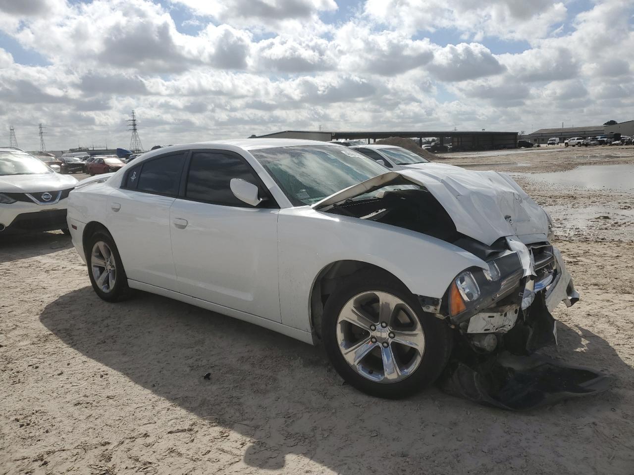 2014 DODGE CHARGER SE - Фото 4