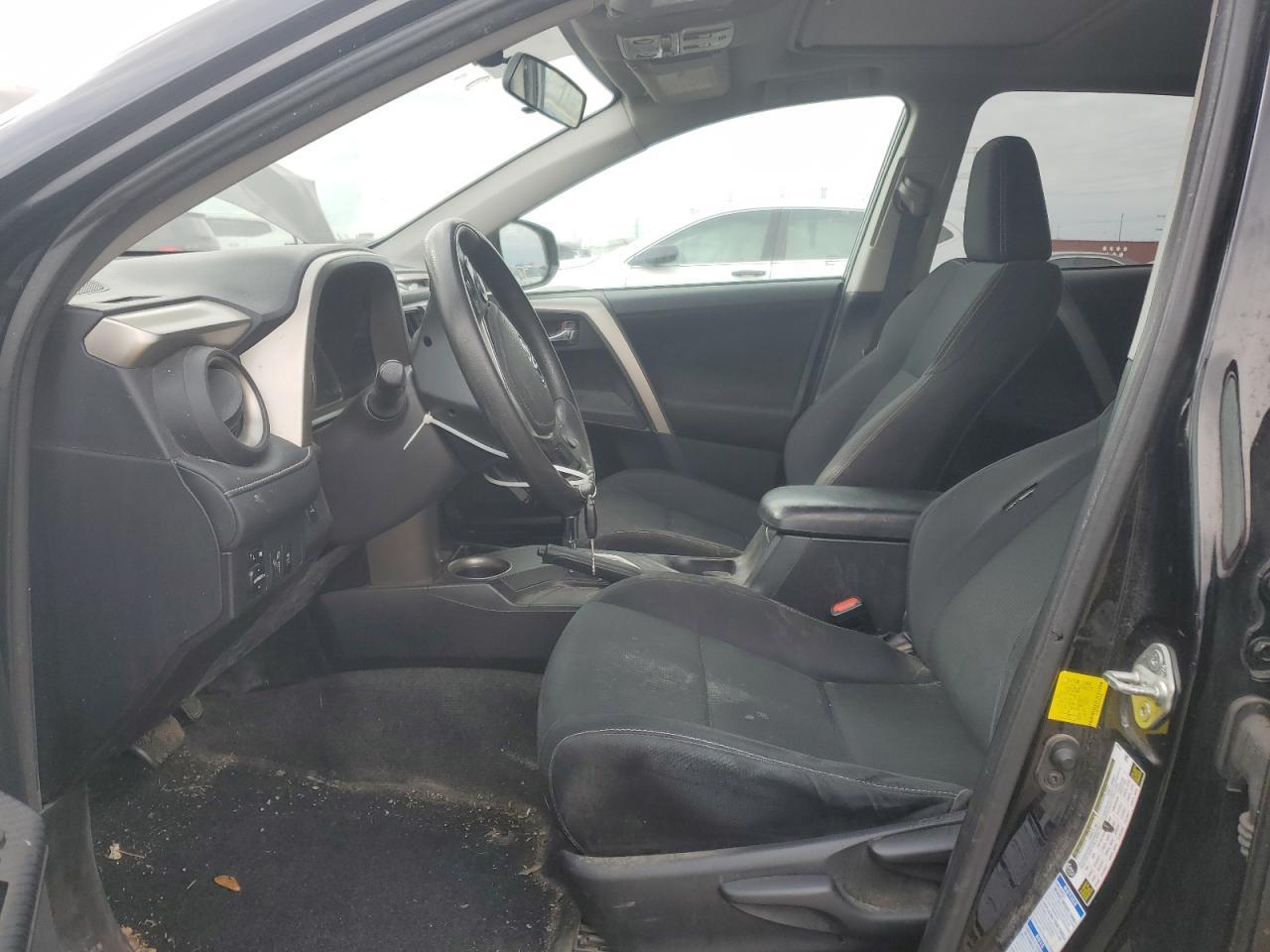 2015 TOYOTA RAV4 XLE - Image 7