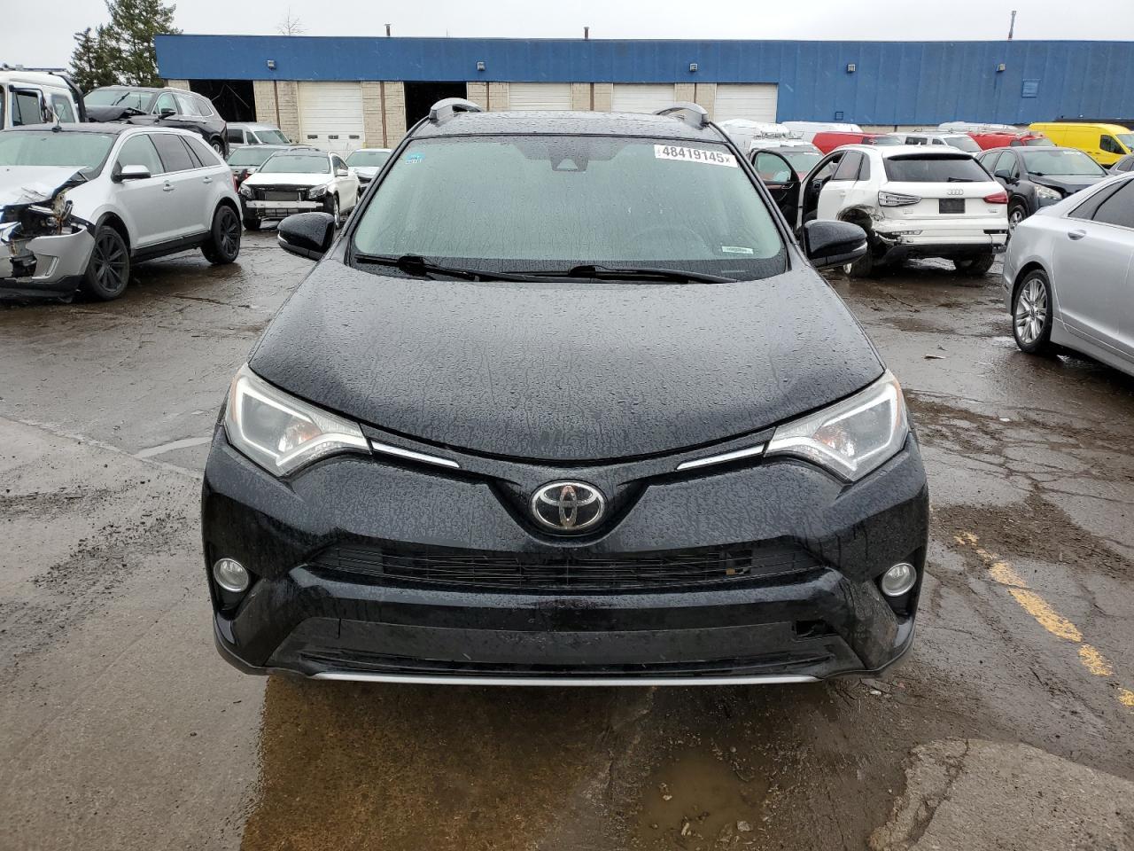 2017 TOYOTA RAV4 XLE - Фото 5